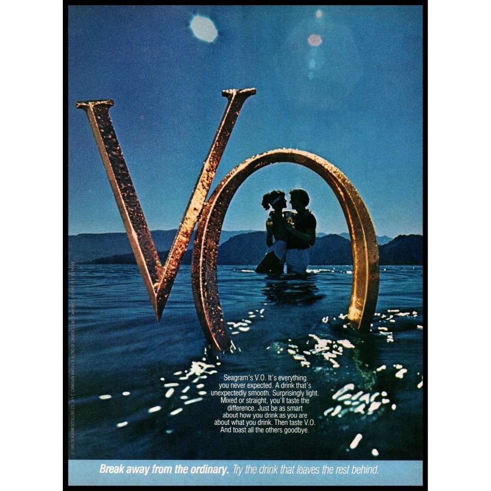1984 Seagram's V.O. Whiskey Vintage Print Ad Couple Beach White Swimsuit Photo
